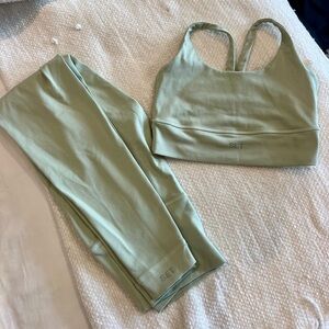 SET Active Light Green Leggings